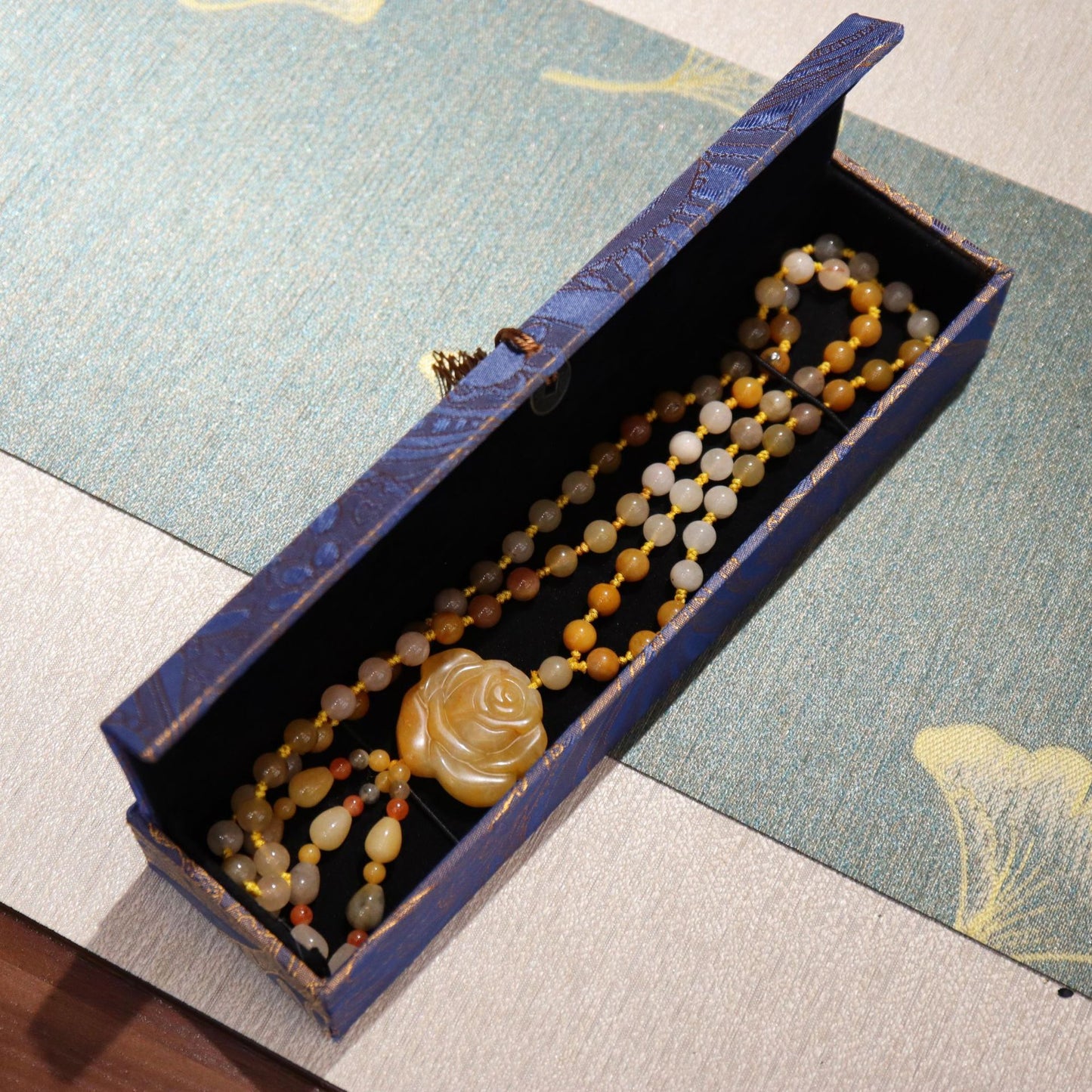 Peacock Blue Car Hanging Gift Box Jinsi Jade Necklace Box Long Chain Box Gift Jewelry Packing Box Bracelet