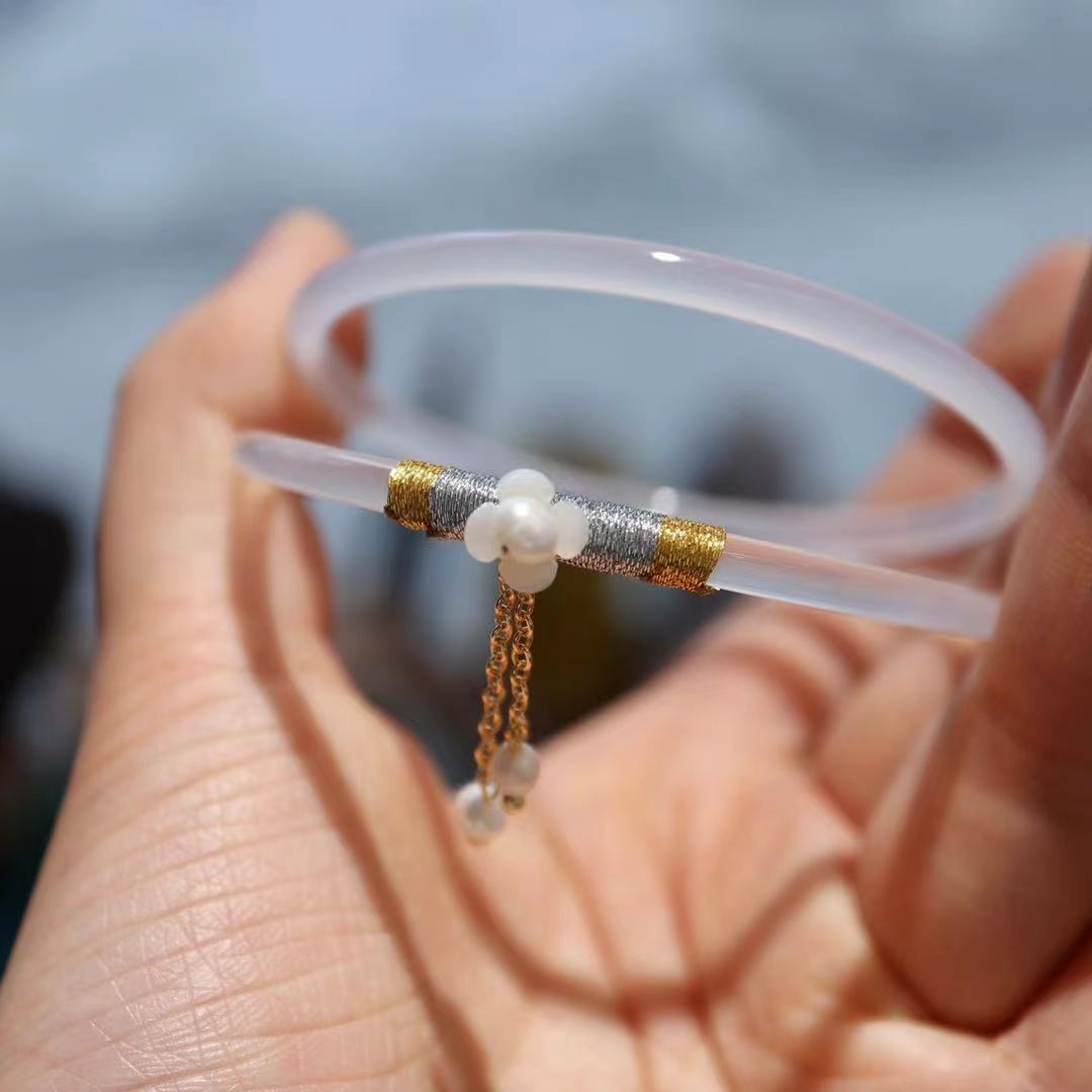 Gold-Devouring Beast Natural Chalcedony Ding-Dang Bracelet Agate Bracelet Ultra-Thin Strip Delicate and Exquisite Jade Bracelet Women's Jewelry Accessories