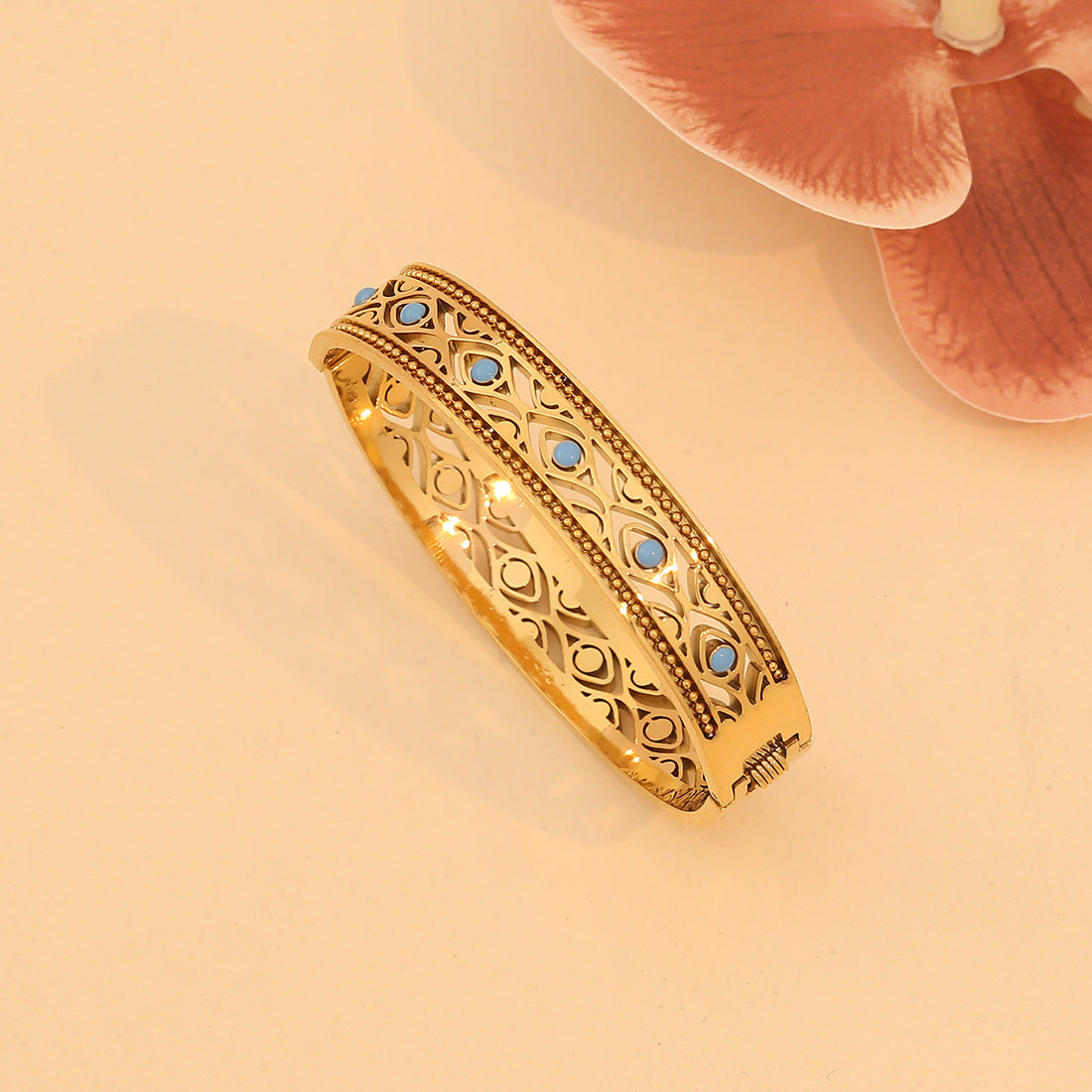 Vintage pine stone hollowed-out stainless steel bracelet