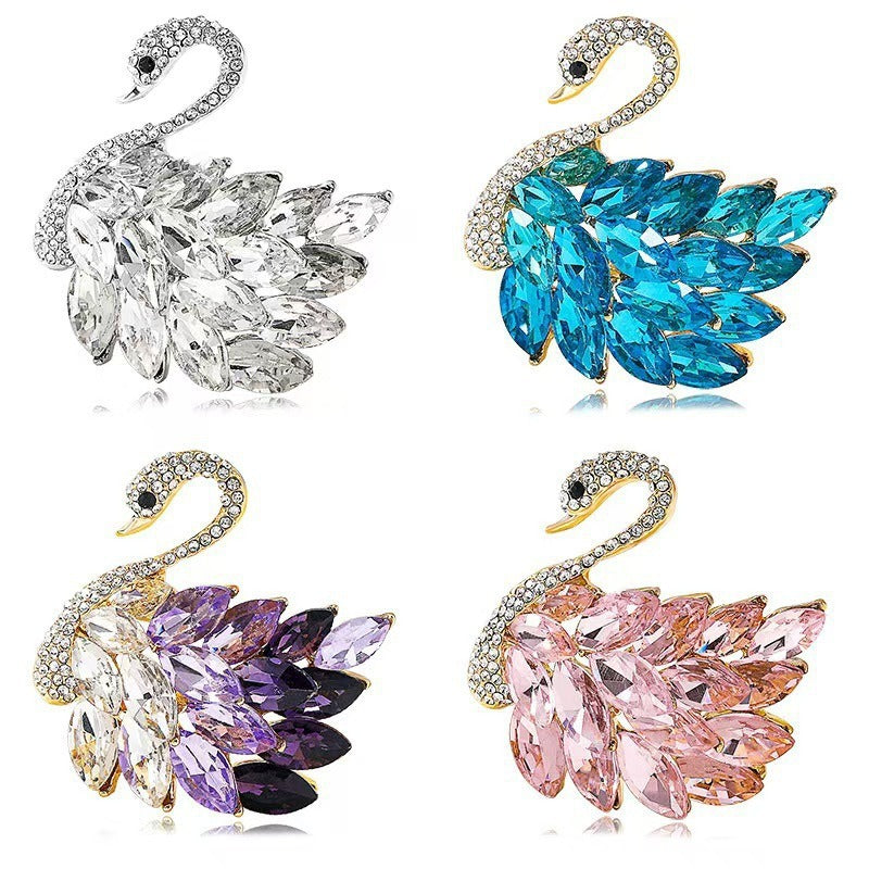Ladies Swan Crystal Brooch