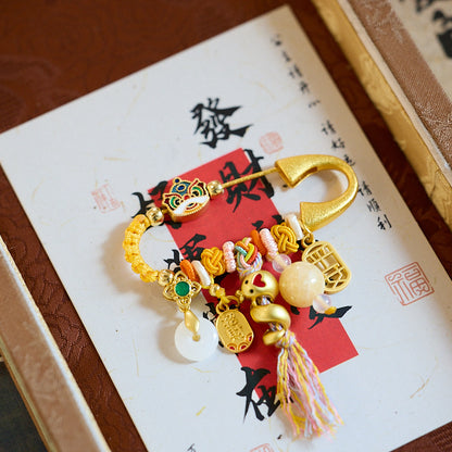 SOURCE Factory Monster Nian Roll Snake Brooch DIY Enamel High-end Sense Pin Temple Taoist Gift for Commitment Ceremony