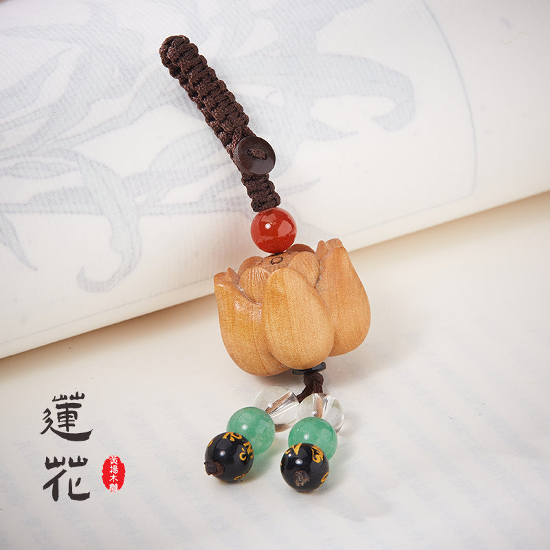 Natural Boxwood Carving Shakyamuni Guanyin Maitreya Buddha Lotus Heart Car Keychain Pendant Bag Small Accessories