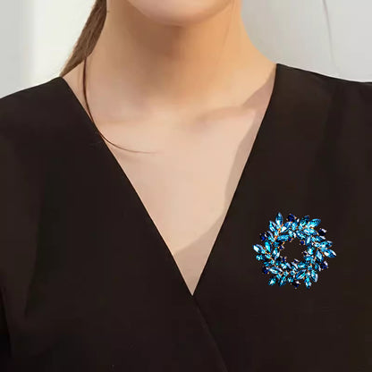 Crystal wreath brooch