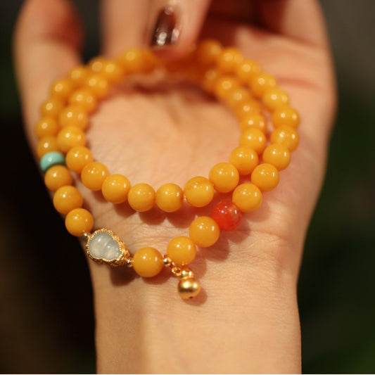 Natural Chicken Oil Yellow Honeywax Buddha Bead Hand Skewers Female / Amber Hotan Jade Single Circle Bracelet / Vintage Chinese Style Design