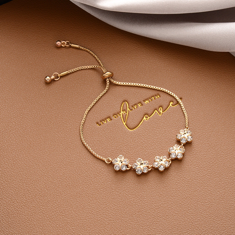 Zircon snowflake bracelet
